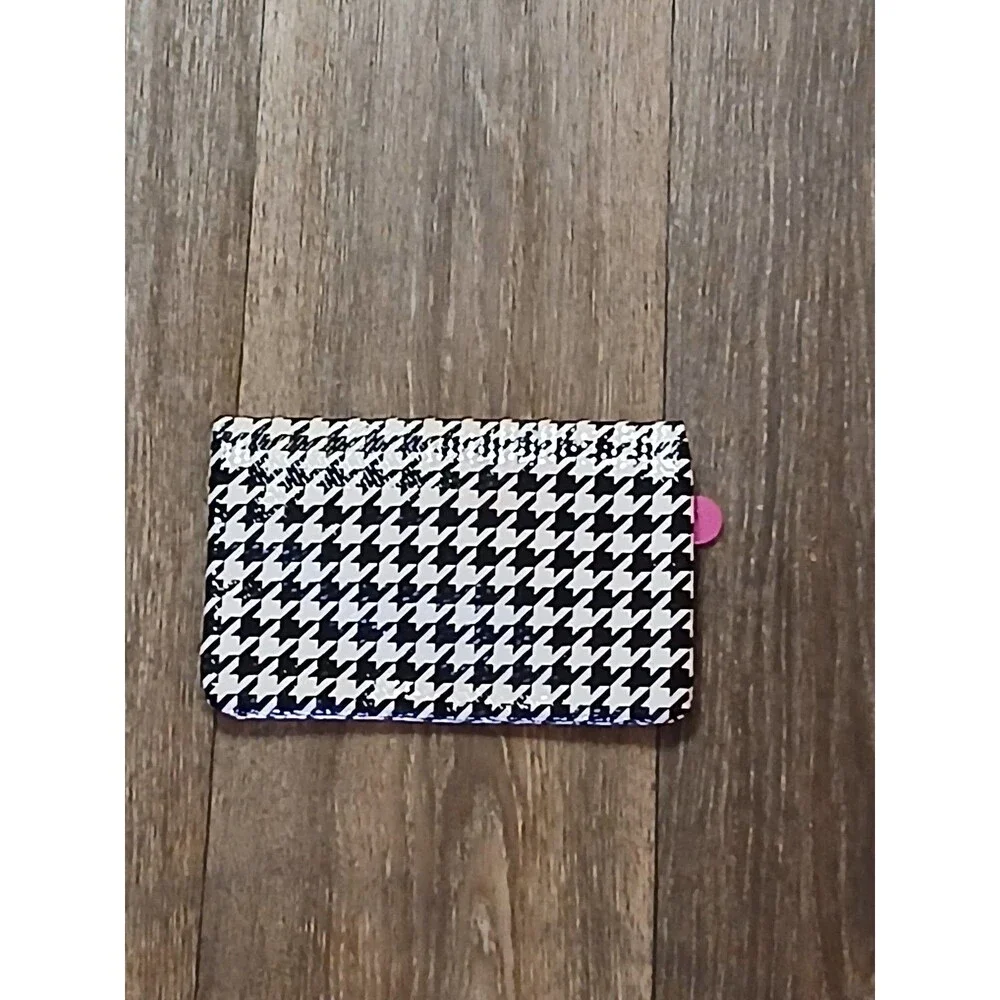 Ipsy cosmetic bag